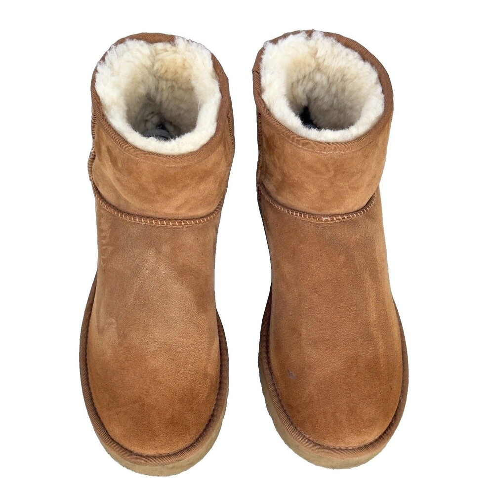 UGG Classic Mini Men’s Size 12 Chestnut Suede Sheepskin Lined Ankle Boots